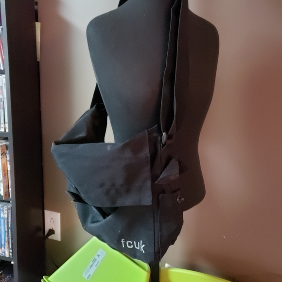 French Connection messenger bag - Picture 2 of 2